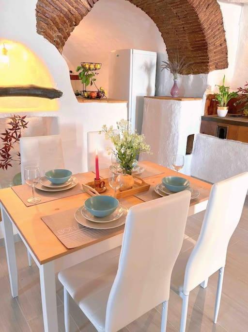 La Palmera. Casa Rural Con Piscina Privada. Benadalid Esterno foto