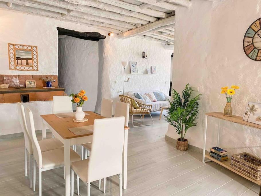 La Palmera. Casa Rural Con Piscina Privada. Benadalid Esterno foto